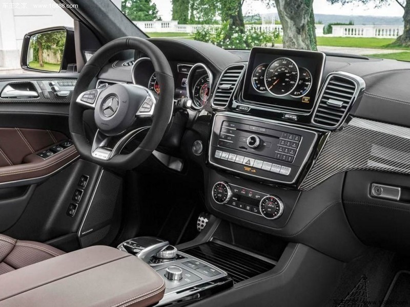  奔驰GLS AMG