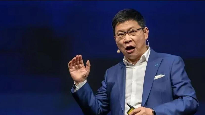 活久见！比亚迪搞全民智驾，余承东破防的原因找到了